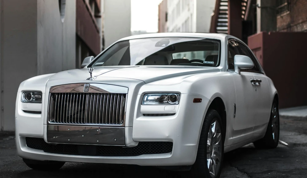 Luxury Sedans & SUVs